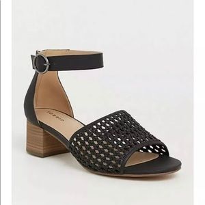 Black Woven Block Heel (9.5 Wide)